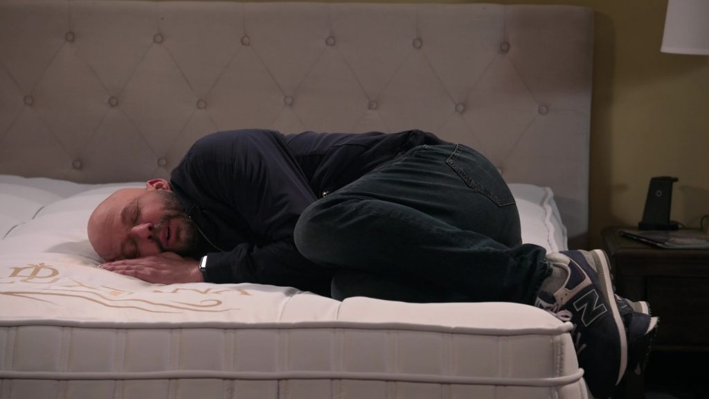New Balance Shoes of Jon Cryer as Jim in Extended Family S01E02 “The Consequences of Making Yourself at Home” (2024) (Image 13)