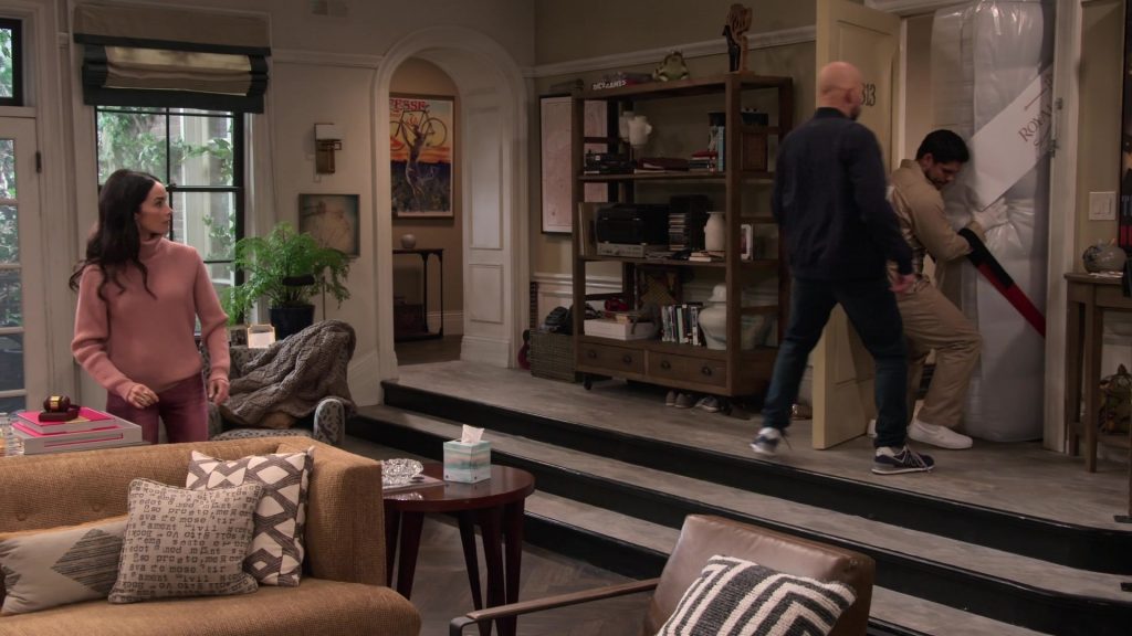 New Balance Shoes of Jon Cryer as Jim in Extended Family S01E02 “The Consequences of Making Yourself at Home” (2024) (Image 8)