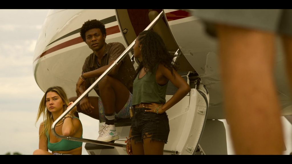 New Balance Shoes of Jonathan Daviss as Pope Heyward in Outer Banks S03E09 “Welcome to Kitty Hawk” (2023) (Image 1)