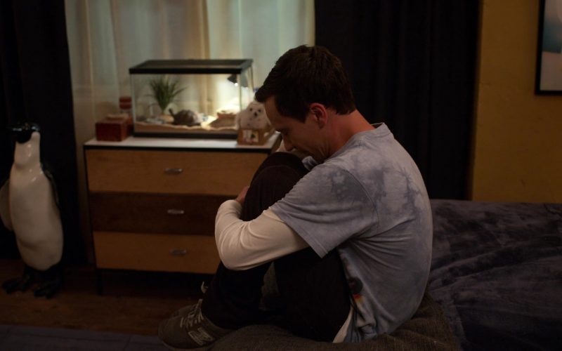 New Balance Shoes of Keir Gilchrist as Sam Gardner in Atypical S04E09 “Player's Ball” (2021) (Image 1)