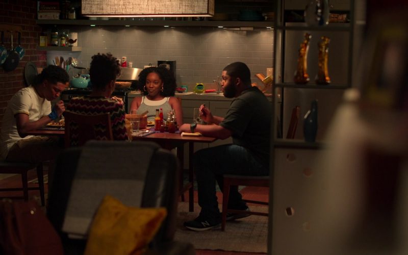 New Balance Shoes of O'Shea Jackson Jr. as Isaac ‘Ike' Edwards in Swagger S01E05 “24-Hour Person” (2021) (Image 1)