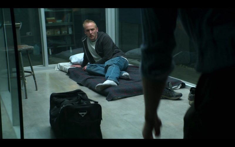 New Balance Sneakers For Men in YOU Season 2 Episode 4 “The Good, The Bad & The Hendy” (2019) (Image 1)