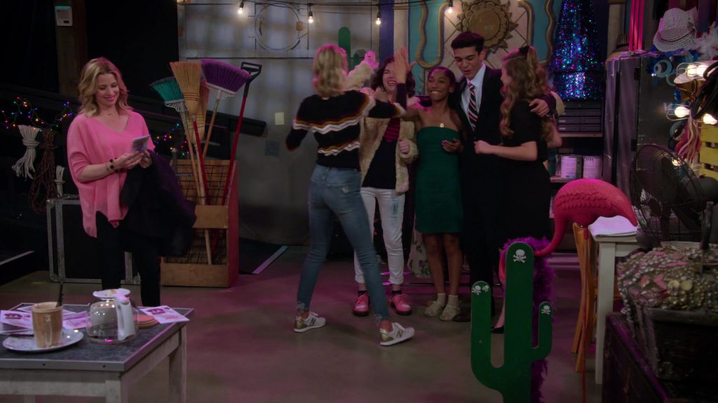 New Balance Sneakers Worn by Isabel May in Alexa & Katie Season 3 Episode 6 “Writer-Director-Nervous Wreck” (2019) (Image 3)