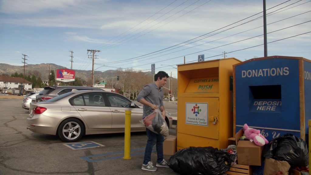 New Balance Sneakers in 9-1-1 S05E14 “Dumb Luck” (2022) (Image 1)