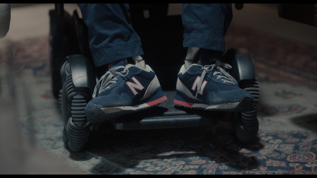 New Balance Sneakers in A Murder at the End of the World S01E05 “Chapter 5 - Crypt” (2023) (Image 3)