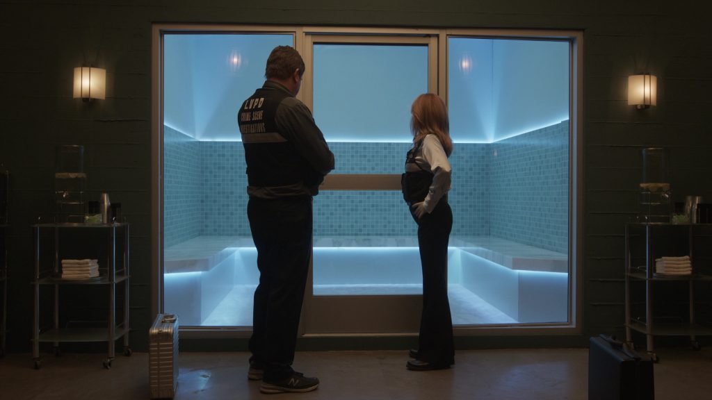 New Balance Sneakers in CSI - Vegas S03E07 “Coinkydink” (2024) (Image 18)