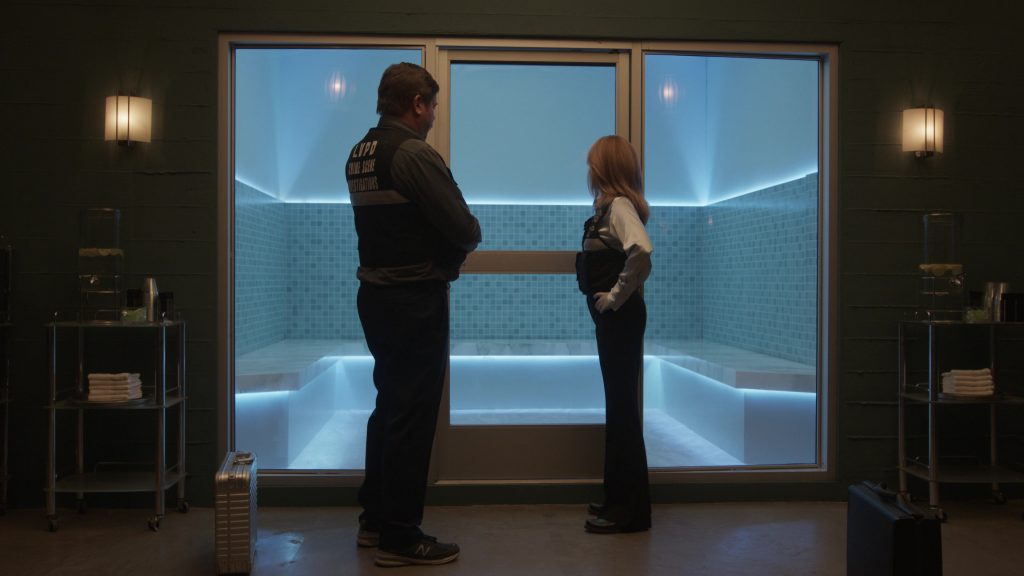 New Balance Sneakers in CSI - Vegas S03E07 “Coinkydink” (2024) (Image 2)