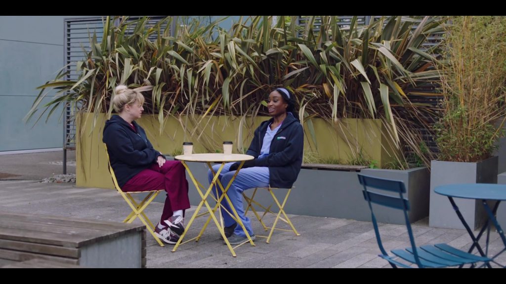New Balance Sneakers in Casualty S39E20 “Internal Affairs – Episode 2” (2025) (Image 5)