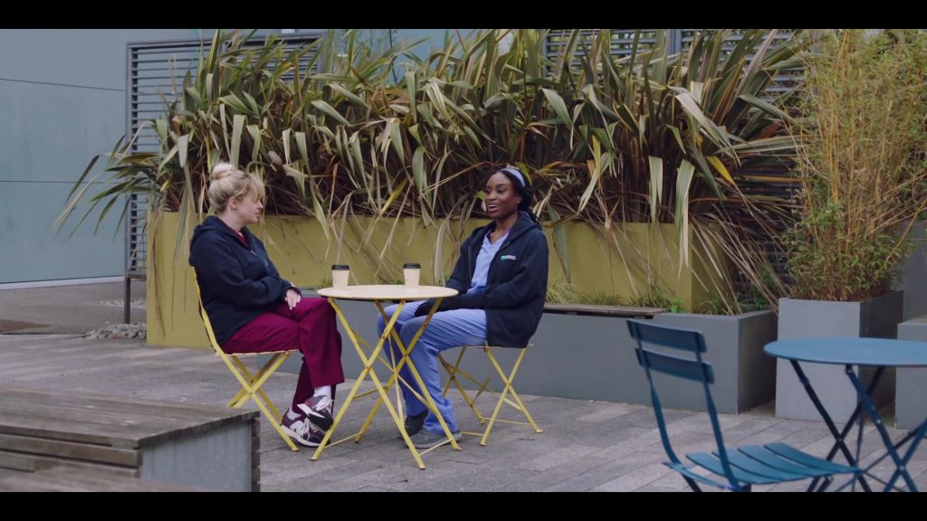 New Balance Sneakers in Casualty S39E20 “Internal Affairs – Episode 2” (2025) (Image 6)