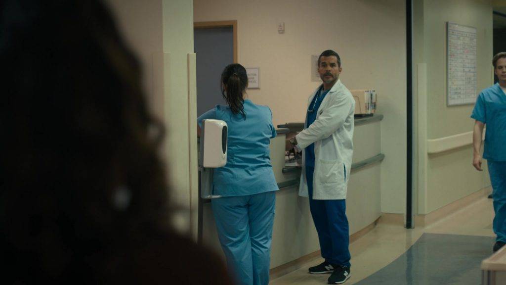 New Balance Sneakers in Countdown S01E09 “10-33” (2025) (Image 1)