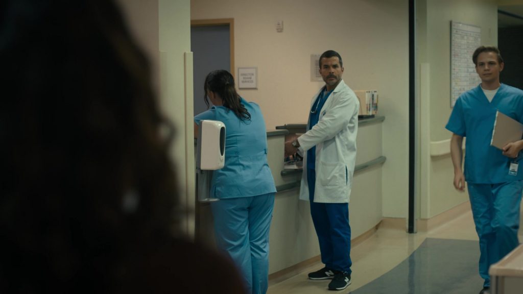 New Balance Sneakers in Countdown S01E09 “10-33” (2025) (Image 2)