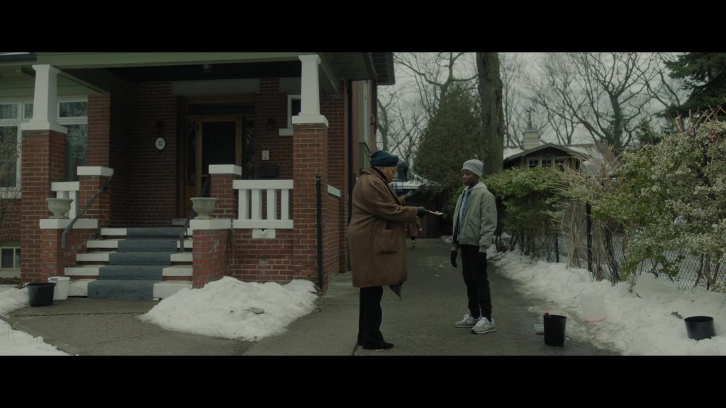 New Balance Sneakers in Cross S01E02 “Ride the White Horsey” (2024) (Image 2)
