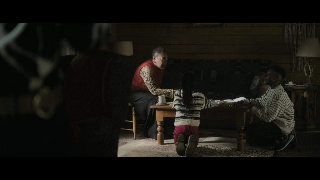 New Balance Sneakers in Cross S01E08 “You Had Me at Motherfucker” (2024) (Image 6)