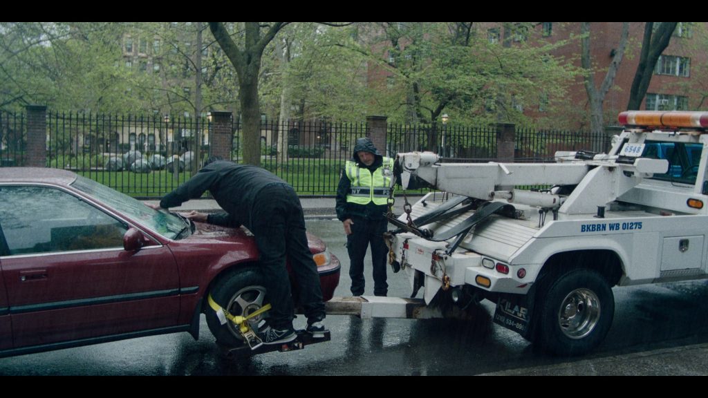 New Balance Sneakers in Dying for Sex S01E07 “You're Killing Me, Ernie” (2025) (Image 3)