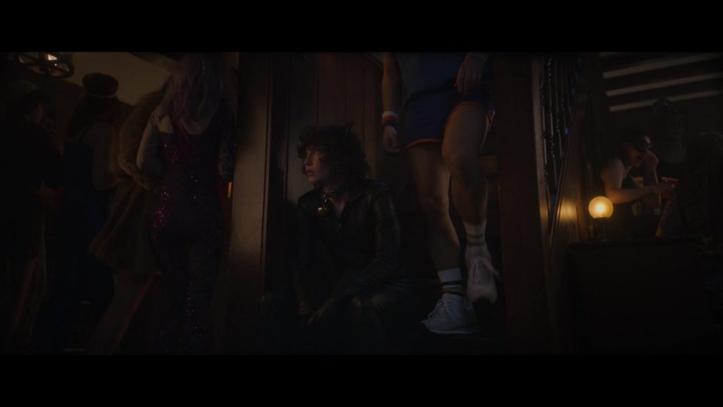 New Balance Sneakers in Goosebumps S01E03 “The Cuckoo Clock of Doom” (2023) (Image 1)
