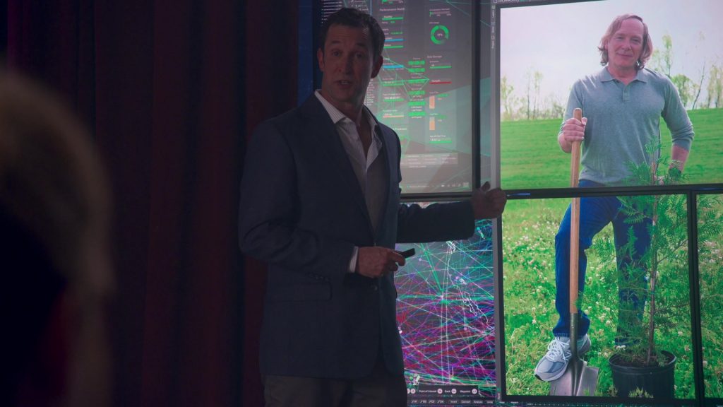 New Balance Sneakers in Leverage - Redemption S01E15 “The Muddy Waters Job” (2021) (Image 1)