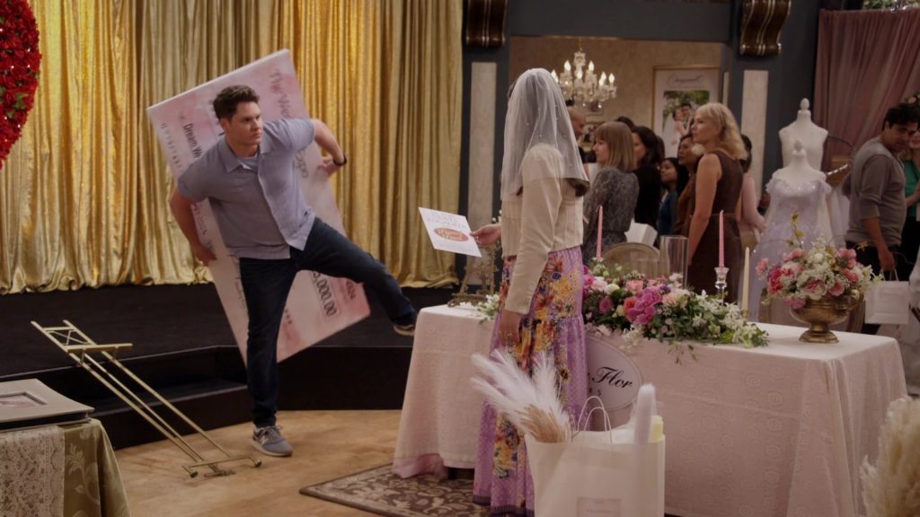 New Balance Sneakers in Lopez vs Lopez S03E01 “Lopez vs Wedding” (2024) (Image 6)
