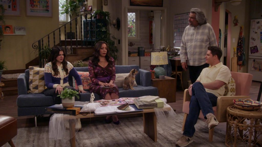 New Balance Sneakers in Lopez vs Lopez S03E05 “Lopez vs Friend” (2024) (Image 3)