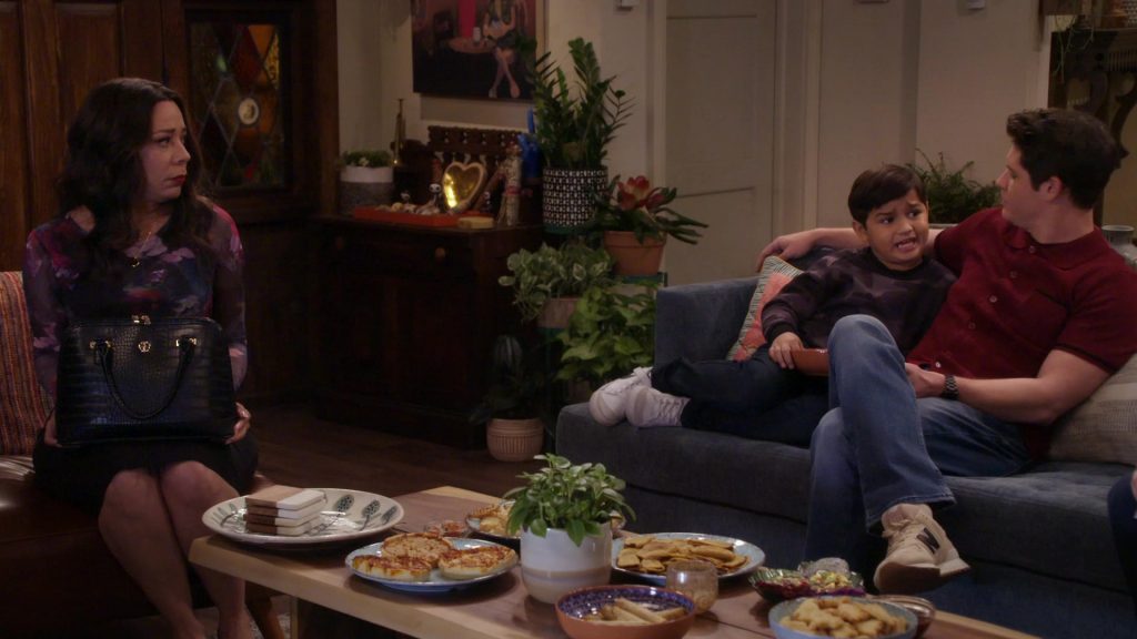 New Balance Sneakers in Lopez vs Lopez S03E08 “Lopez vs Dateline” (2024) (Image 3)