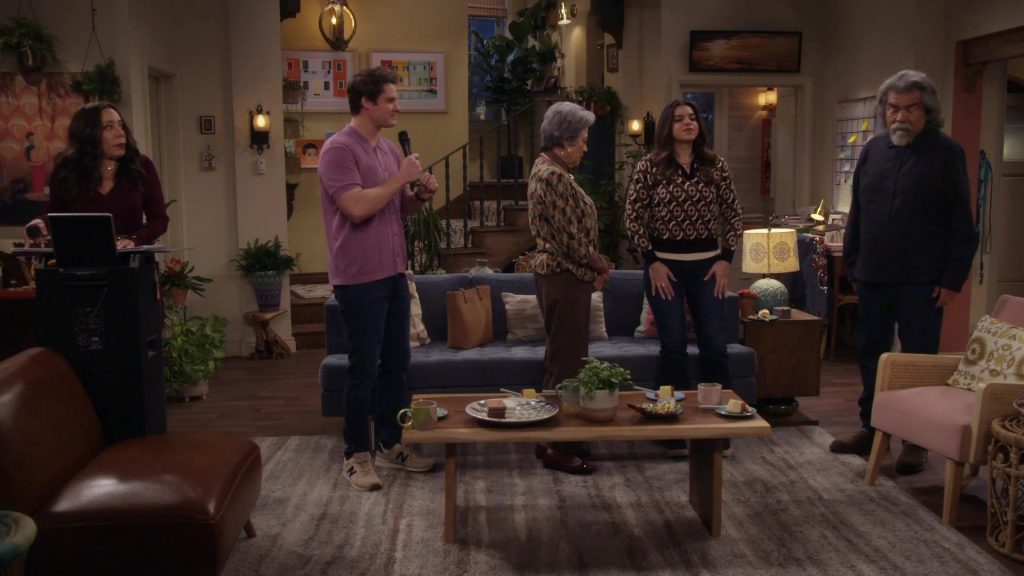 New Balance Sneakers in Lopez vs Lopez S03E12 “Lopez vs Elsa” (2025) (Image 17)