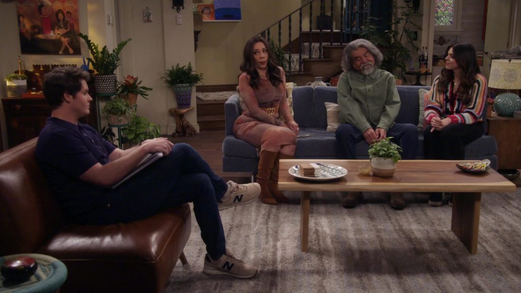 New Balance Sneakers in Lopez vs Lopez S03E12 “Lopez vs Elsa” (2025) (Image 9)