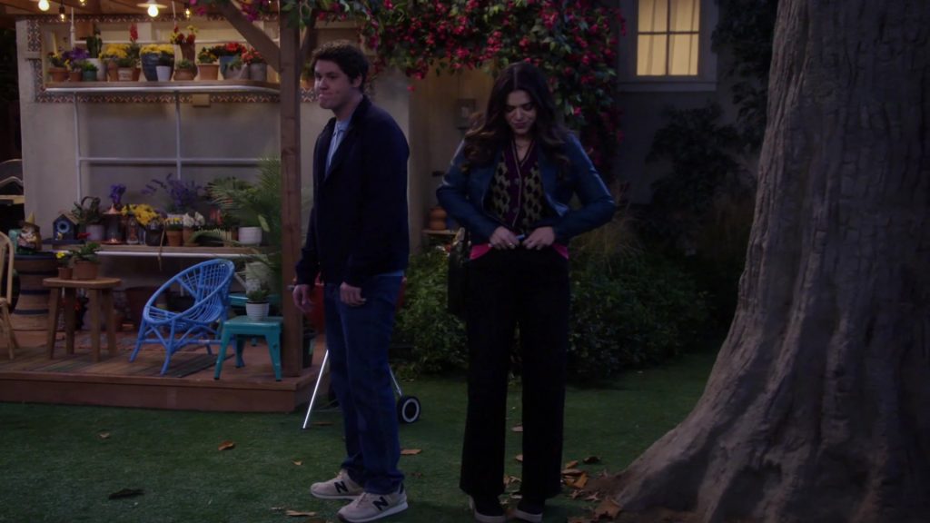 New Balance Sneakers in Lopez vs Lopez S03E13 “Lopez vs Lockout” (2025) (Image 11)