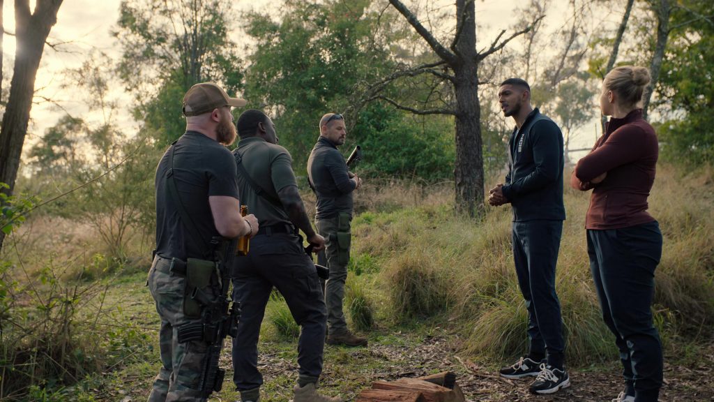 New Balance Sneakers in NCIS Sydney S02E06 “Hell Weak” (2025) (Image 13)