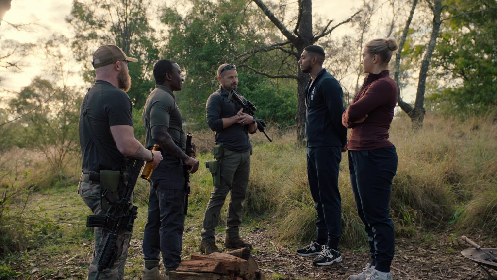 New Balance Sneakers in NCIS Sydney S02E06 “Hell Weak” (2025) (Image 8)