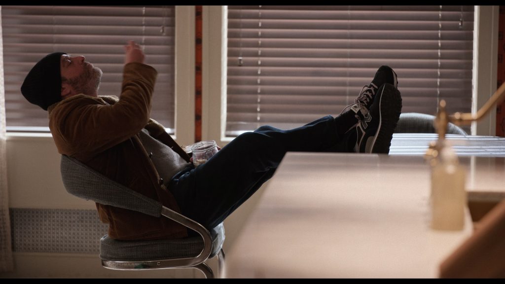 New Balance Sneakers in Only Murders in the Building S04E03 (2024) (Image 2)