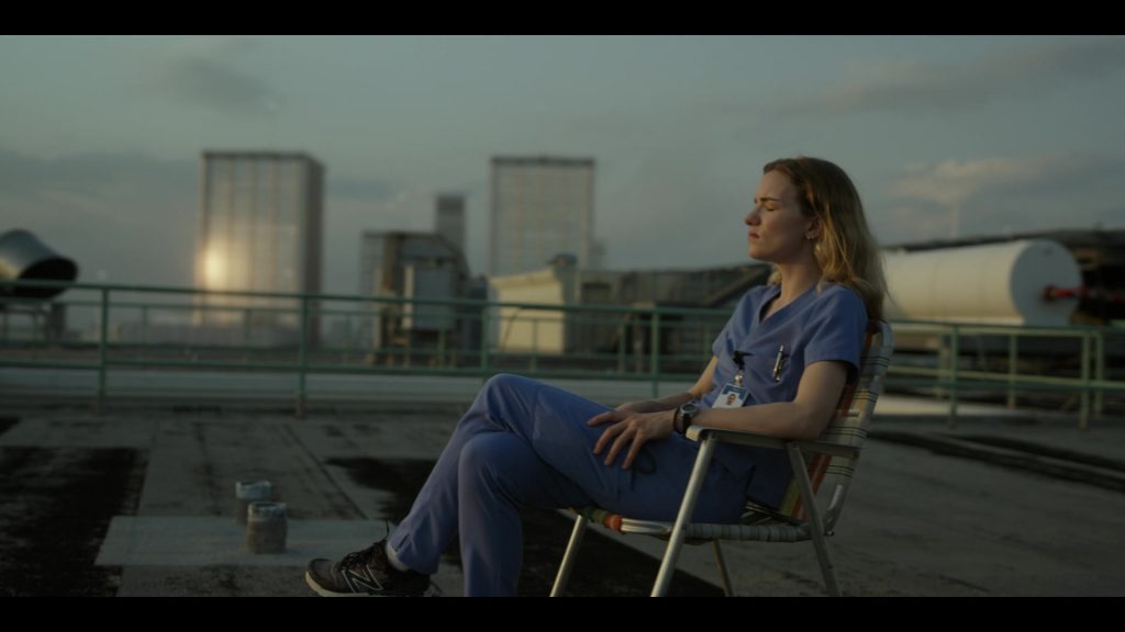 New Balance Sneakers in Pulse S01E04 “Treat ‘Em and Street ‘Em” (2025) (Image 3)