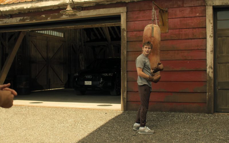 New Balance Sneakers in Reacher S03E04 “Dominique” (2025) (Image 1)