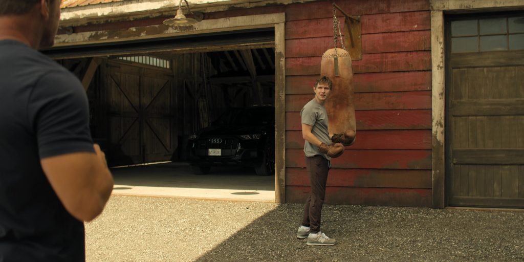 New Balance Sneakers in Reacher S03E04 “Dominique” (2025) (Image 2)