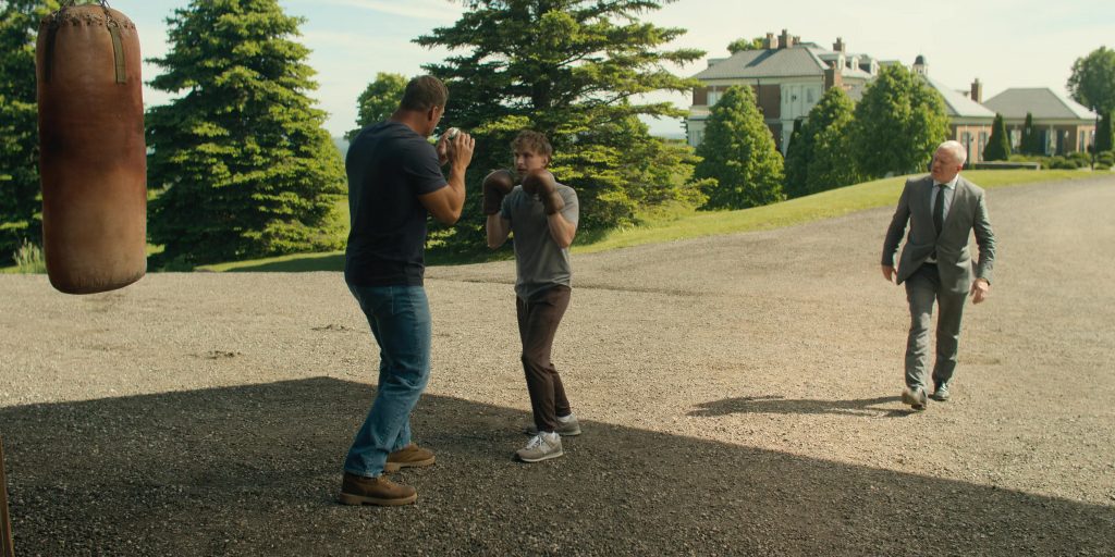 New Balance Sneakers in Reacher S03E04 “Dominique” (2025) (Image 3)