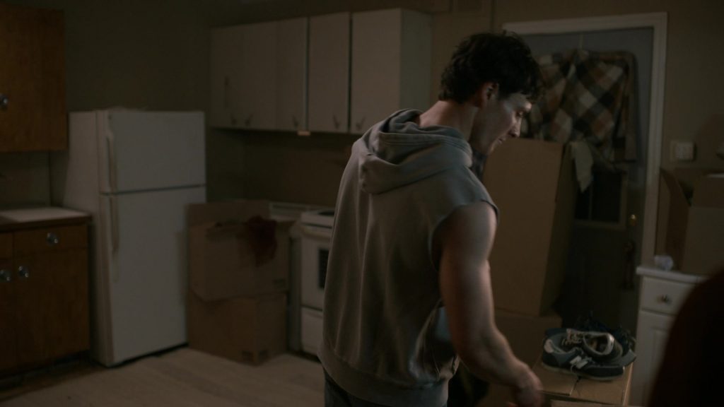 New Balance Sneakers in Sheriff Country S01E04 “Out of Office” (2025) (Image 1)