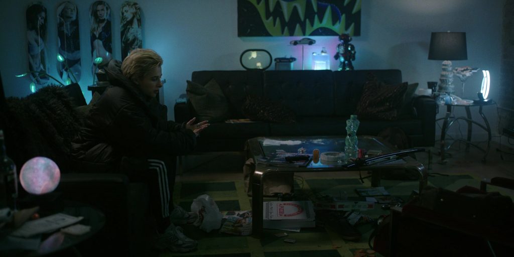 New Balance Sneakers in Smile 2 (2024) (Image 17)