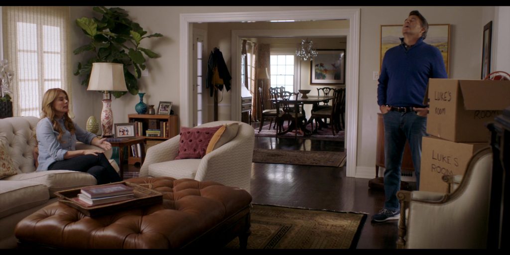 New Balance Sneakers in The Baxters S03E01 “New Beginnings” (2024) (Image 3)