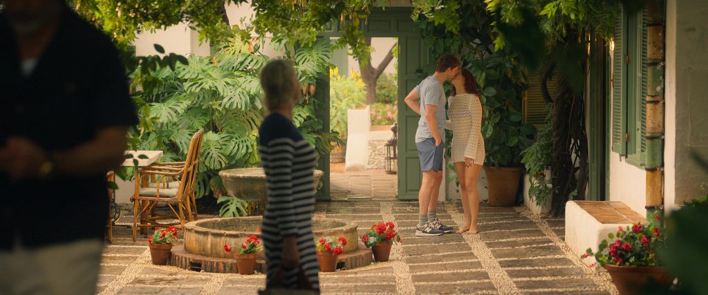New Balance Sneakers in The Girlfriend S01E02 (2025) (Image 2)