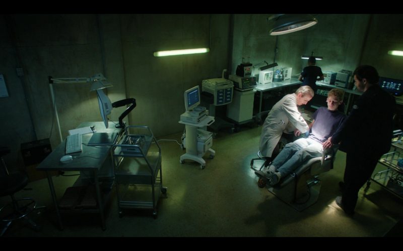 New Balance Sneakers in The Institute S01E03 “Graduation” (2025) (Image 1)