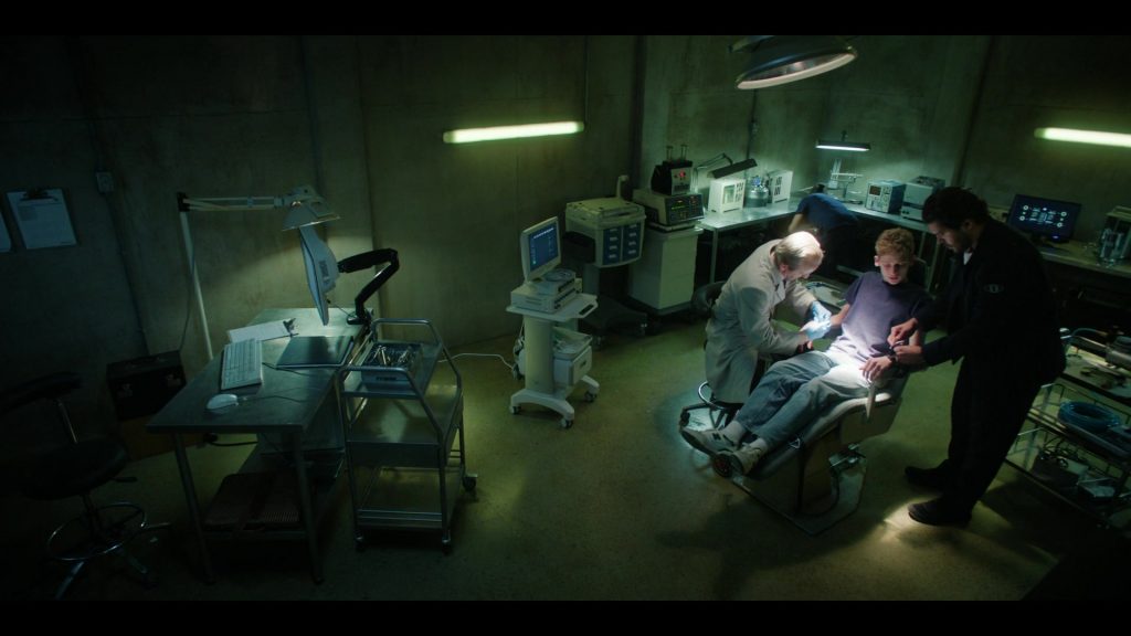 New Balance Sneakers in The Institute S01E03 “Graduation” (2025) (Image 13)