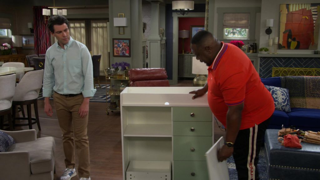 New Balance Sneakers in The Neighborhood S06E09 “Welcome to the Name Drop” (2024) (Image 19)
