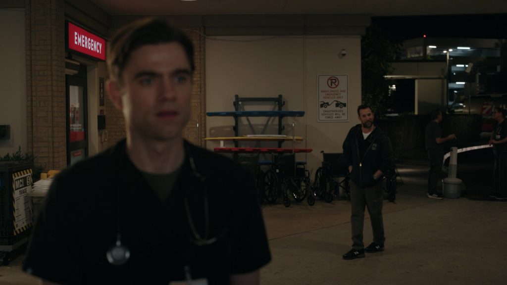 New Balance Sneakers in The Pitt S01E15 “9 – 00 P.M.” (2025) (Image 4)
