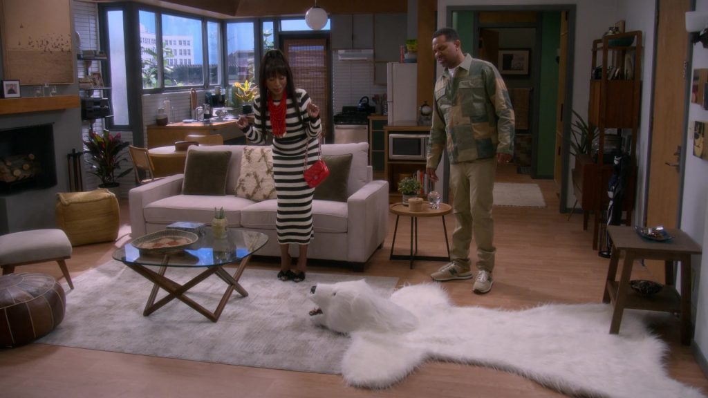 New Balance Sneakers in The Upshaws S06E01 “Gone, But…” (2025) (Image 7)