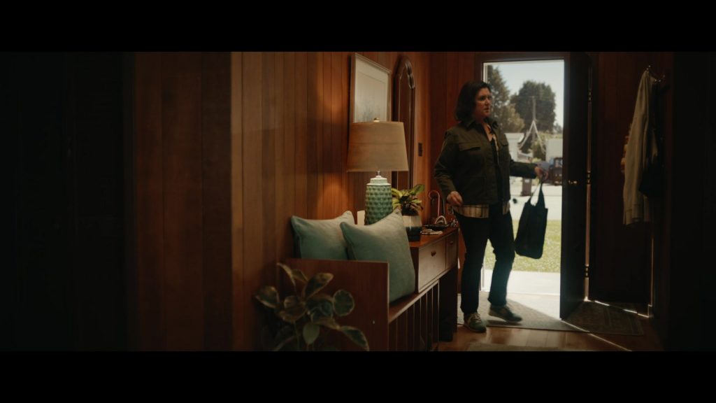 New Balance Sneakers in Yellowjackets S03E10 “Full Circle” (2025) (Image 3)