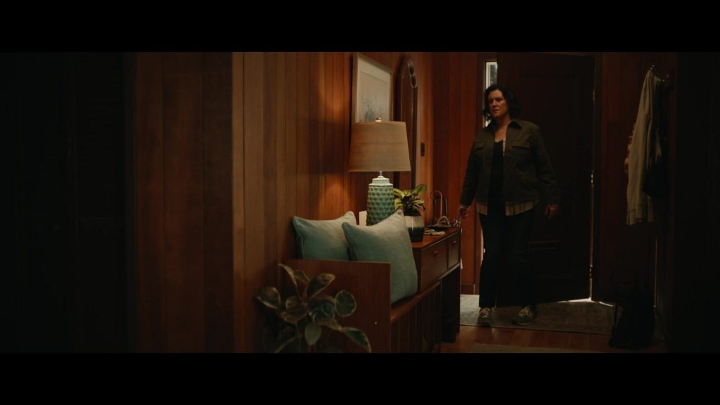 New Balance Sneakers in Yellowjackets S03E10 “Full Circle” (2025) (Image 6)