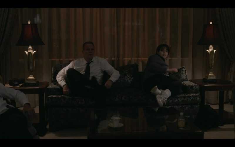 New Balance Sneakers of Beanie Feldstein as Monica Lewinsky in American Crime Story S03E06 “Man Handled” (2021) (Image 1)