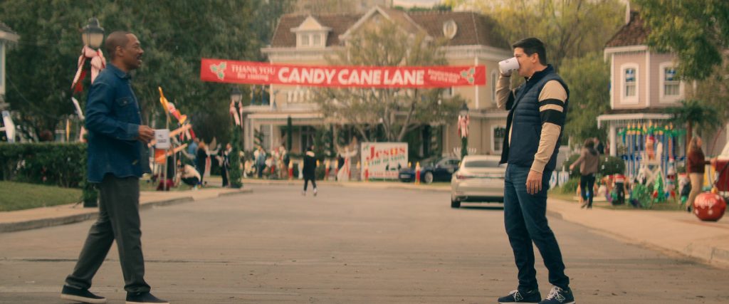New Balance Sneakers of Ken Marino as Bruce in Candy Cane Lane (2023) (Image 3)