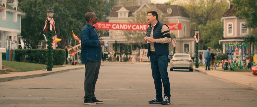 New Balance Sneakers of Ken Marino as Bruce in Candy Cane Lane (2023) (Image 5)