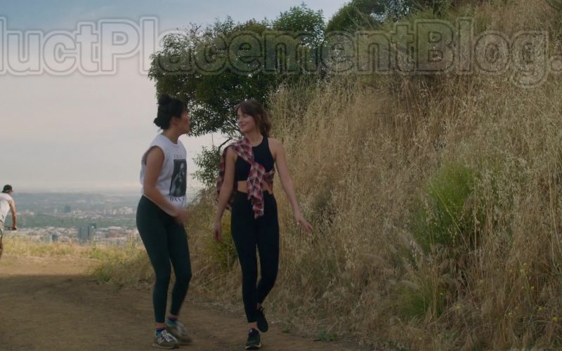 New Balance Sneakers of Zoë Chao in The High Note (2020) (Image 1)
