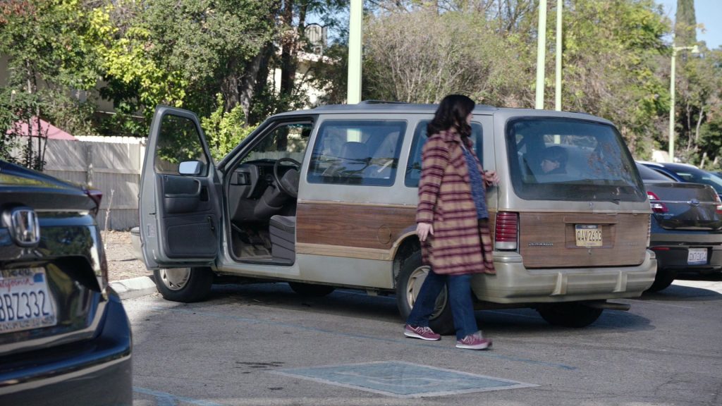 New Balance Women's Sneakers Worn by Allison Tolman in Good Girls – Season 2, Episode 12, Jeff (2019) (Image 2)