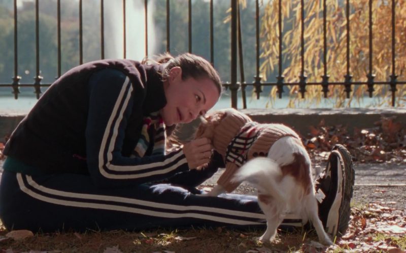New Balance Women's Sneakers Worn by Kristin Davis as Charlotte York in Sex and the City S06E16 “Out of the Frying Pan” (2004) (Image 1)